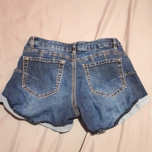 Ardene Women's Size 3 Shorts - Picture 4 of 4